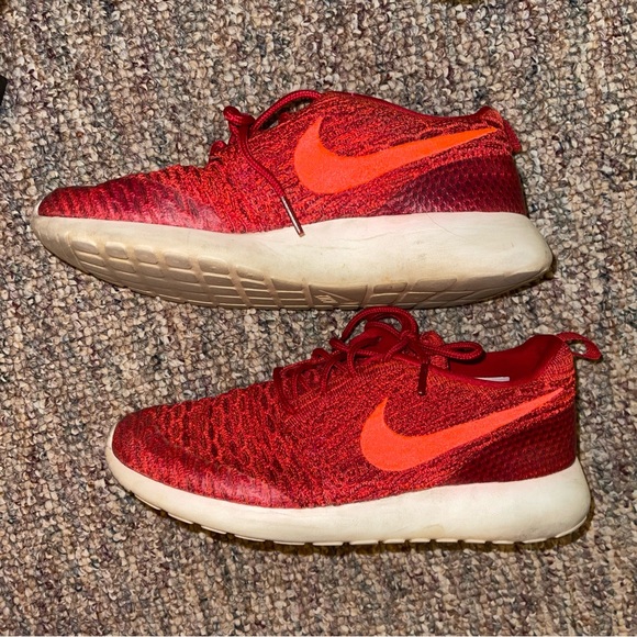 Nike Roshe Flyknit Women's Shoe 8 - Picture 3 of 4